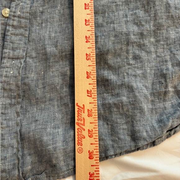 Orvis Men’s 100% Linen Short Sleeve Shirt
Size XL | Light Blue Chambray - Picture 5 of 8